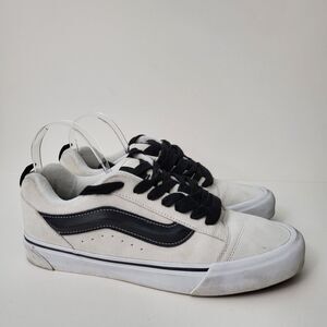 VANS Knu Skool Mens 10 Skateboarding Sneakers White Suede Black Fat Tounge Sk8